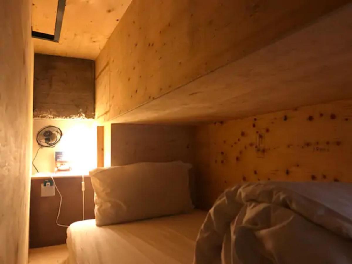 Mini West Hotel Taichung Exterior foto